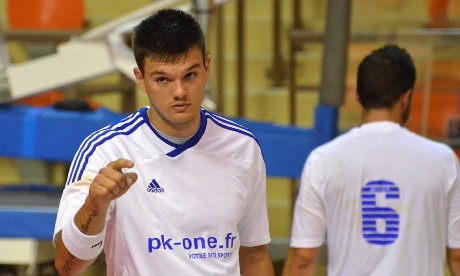 Neves német, francia és szlovén csapatokban is megfordult a horvát játékos bogunovic
