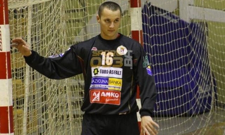 Hazája válogatottjában is sokszor pályára lépett jokanovic