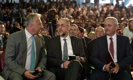 Kelemen Hunor meghívott nagyágyúkkal, Semjén Zsolttal és Liviu Dragneával rmdszkongresszus