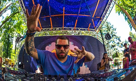 untold1