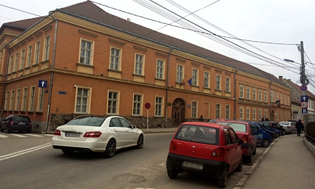 Borús bírósági látkép Borús bírósági látkép