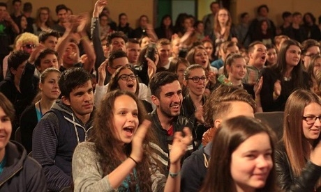 A diáknapozó tömeg, fotó: Barcsa István Diaknapok