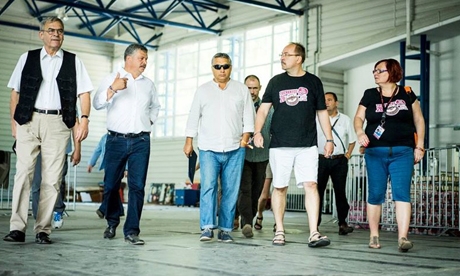 Érkezik a zenekar fotók: Orbán Viktor Facebook-oldala Érkezik a zenekar fotók: Orbán Viktor Facebook-oldala