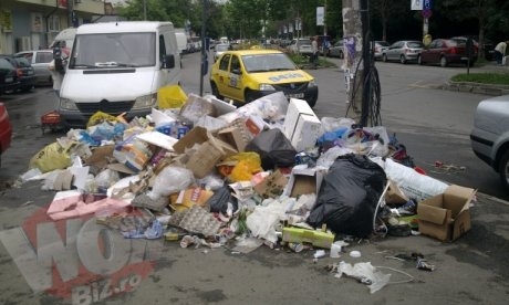 Szemetdomb-Bukarest