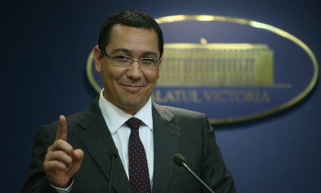 Victor-Ponta-ujj