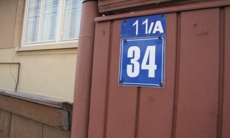 Itthon_Kozelet/hazszam