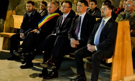 Itthon_Kozelet/ungureanu0402