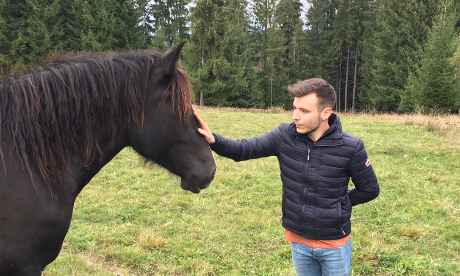 Ivóban édesapja életmódjával ismerkedett Zsolt. Fotók: Lukács Csaba